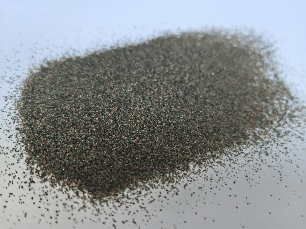 제조사: 샌드블라스팅 매체, 녹색 가넷, 옴파사이트, 30/60 메쉬 -1-Brown fused alumina-Haixu Abrasives